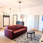 M09 Apartament