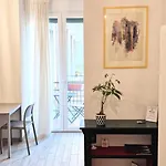M09 Apartament